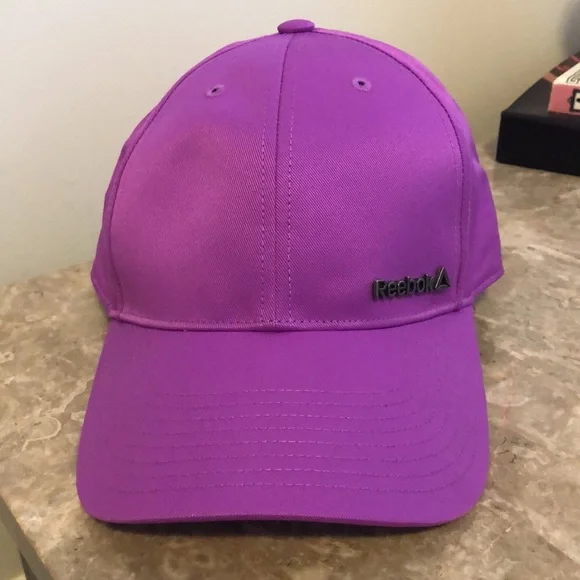 Reebok Cap - Picture 3 of 7